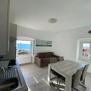 Casa Al Mare Appartement Varazze