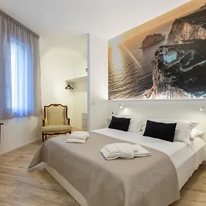  Apartment Relaisapartments Mercede Italy